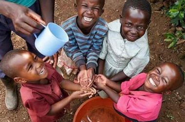 6 Fun ways to Teach Hygiene to Kids Kids washing hands